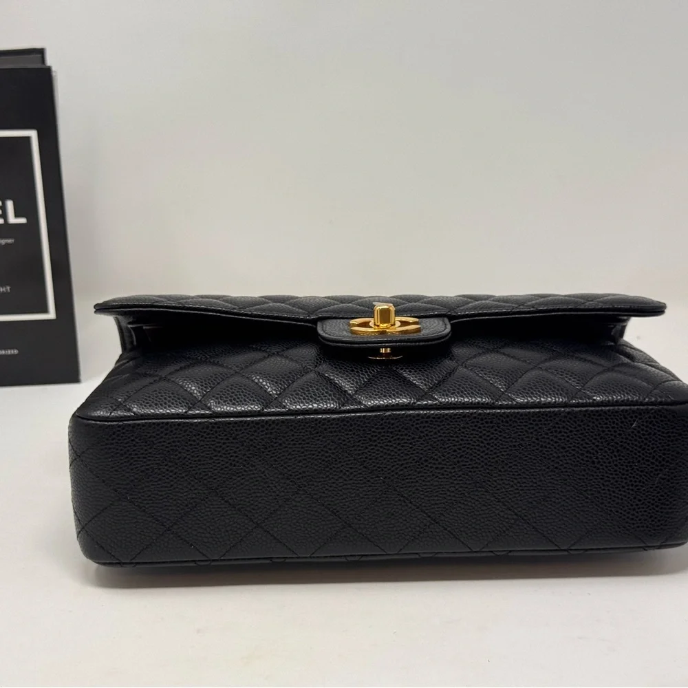 💎💯Authentic CHANEL Classic Black Medium Caviar Double Flap Bag💎
